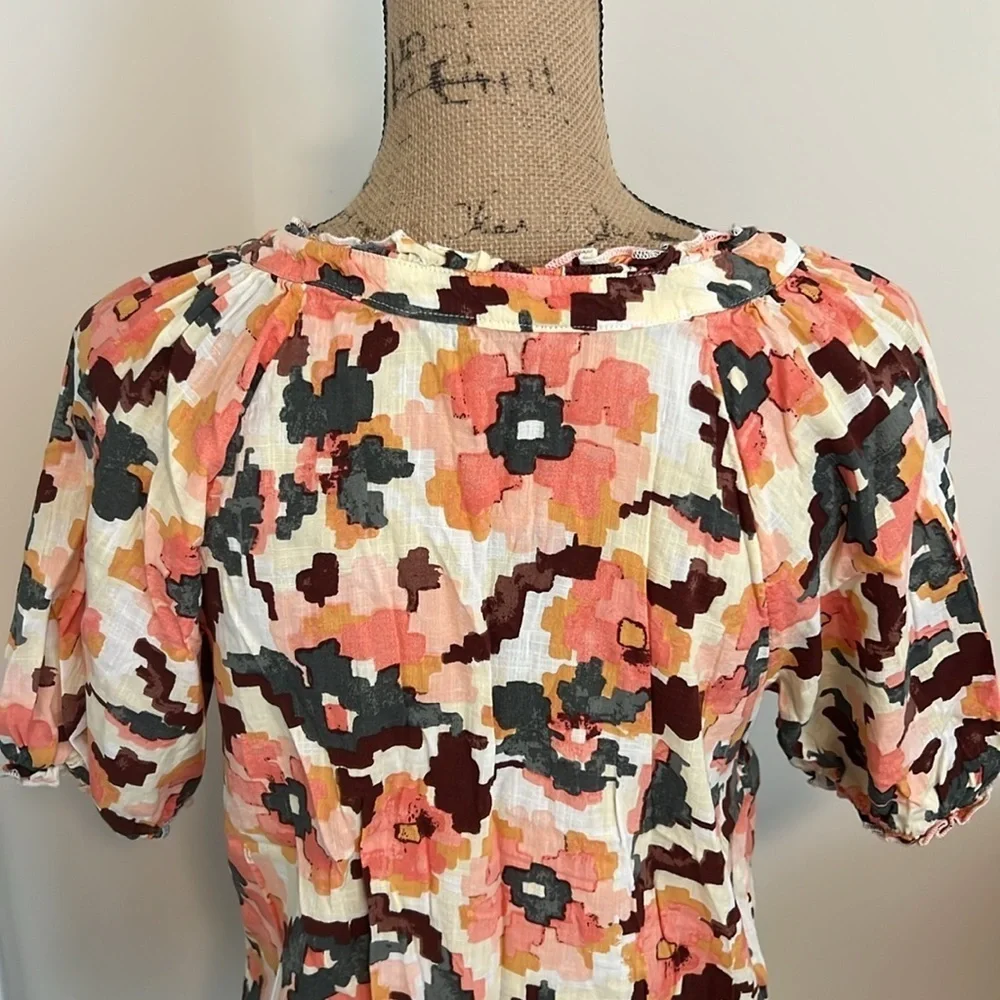 Sonoma Puff Sleeve Textured Floral Top – Size Medium